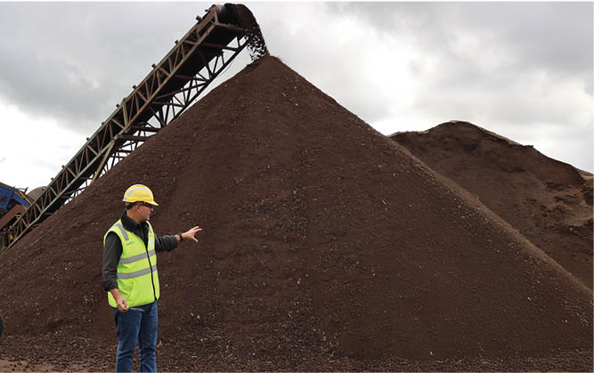 TOP DRESS WITH CONFIDENCE USING BENEDICT’S PREMIUM QUARRIED MATERIALS